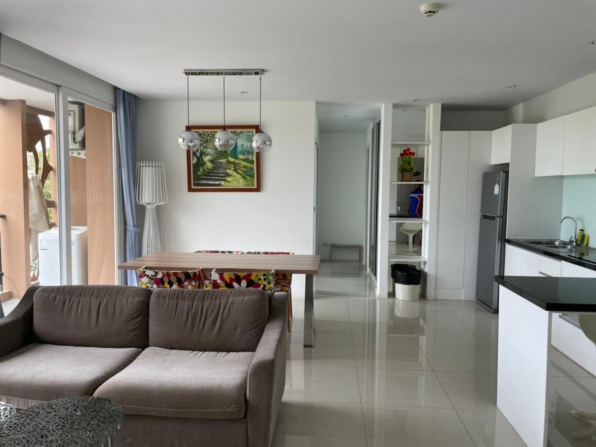 Atlantis Condo Resort Jomtien Buitenkant foto
