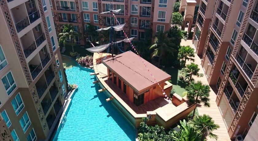 Atlantis Condo Resort Jomtien Buitenkant foto