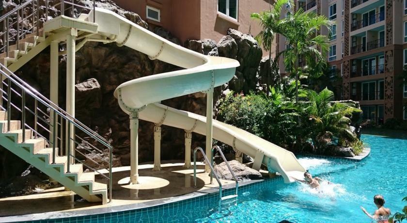 Atlantis Condo Resort Jomtien Buitenkant foto
