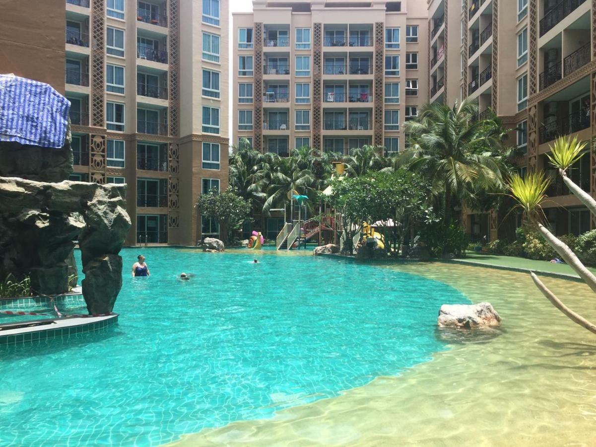 Atlantis Condo Resort Jomtien Buitenkant foto