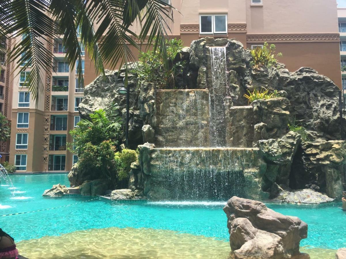 Atlantis Condo Resort Jomtien Buitenkant foto